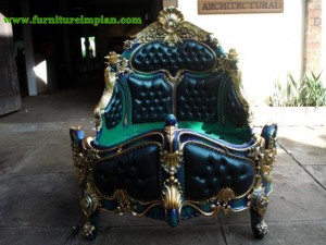 Tempat Tidur Phoenix Mewah